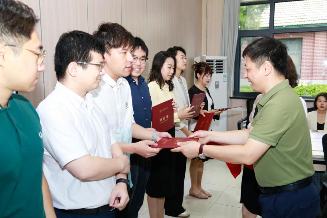 中财MBA第七届大使团成员名单_中央财经大学mba难度_中央财经大学MBA推广大使团交接仪式