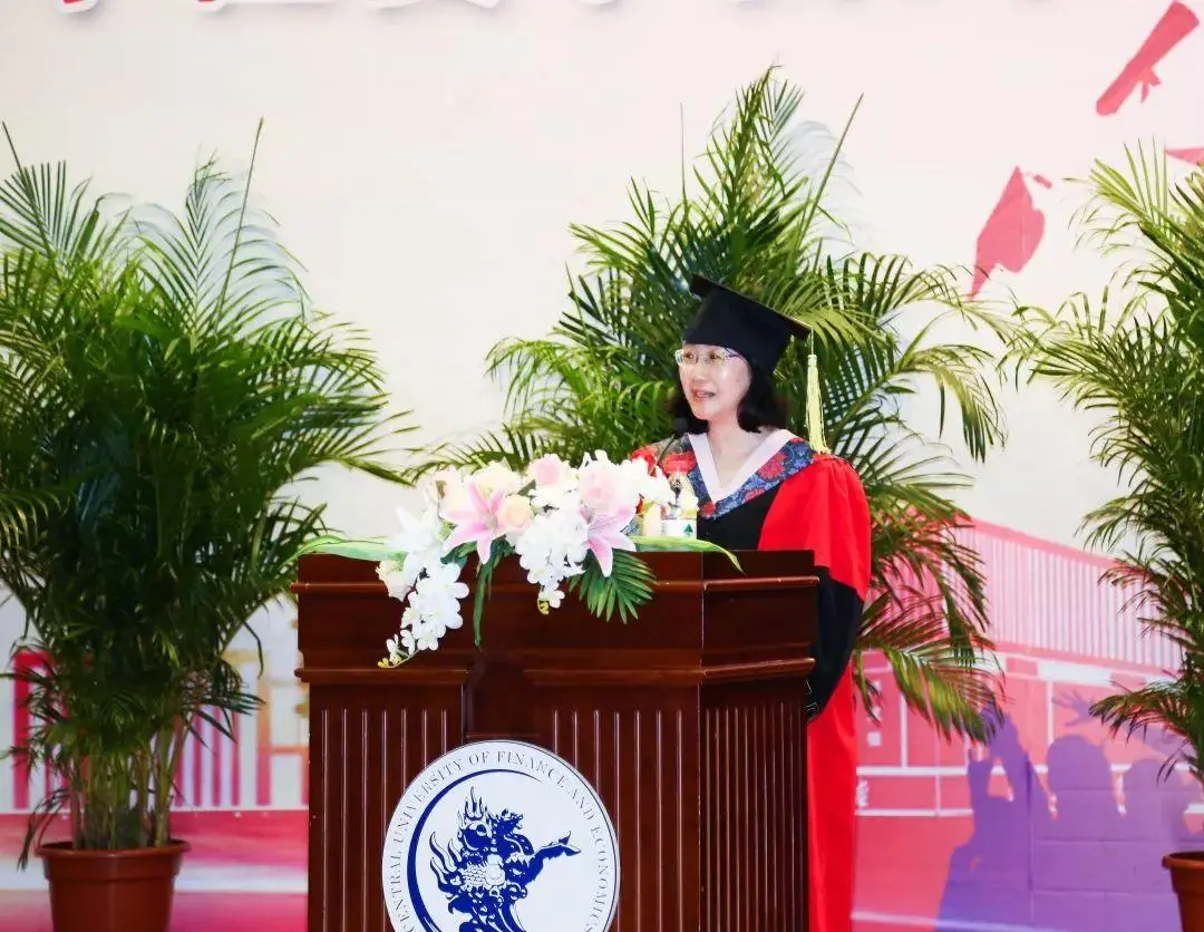 安徽财经大学商学院实践教学与就业前景_安徽财经大学商学院教育质量_上安徽财经大学商学院,一般二本哪个好