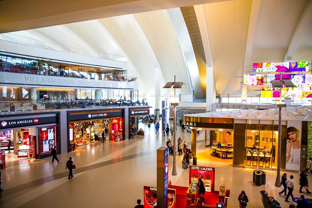 旅游相关股票有哪些_免税概念股凯撒旅业众信旅游海南布局_旅游免税业务模式分析