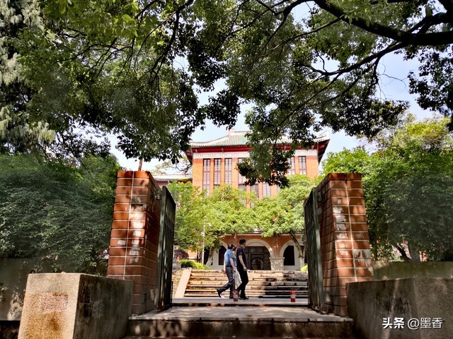 湖南大学办学历史_2025年湖南大学概况_湖南财经大学